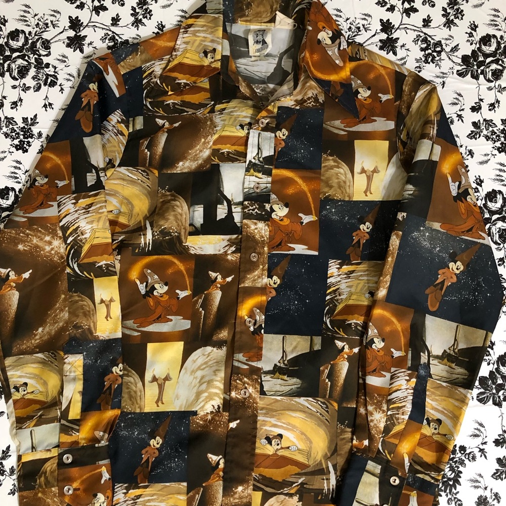 VTG 70s Mickey Disney Fantasia Movie All Over Print Shirt Button Keningt…